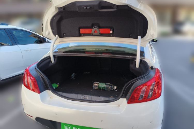 Used Peugeot 508 2013 2.0L 2nd Anniversary Edition with Automatic Sunroof – Classic Version Trunk
