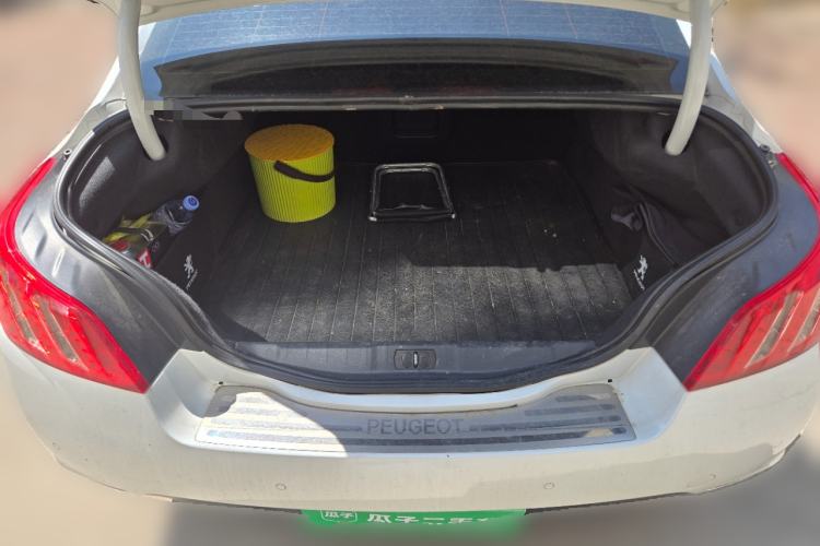 Used Peugeot 508 2013 2.0L 2nd Anniversary Edition with Automatic Sunroof – Classic Version Trunk