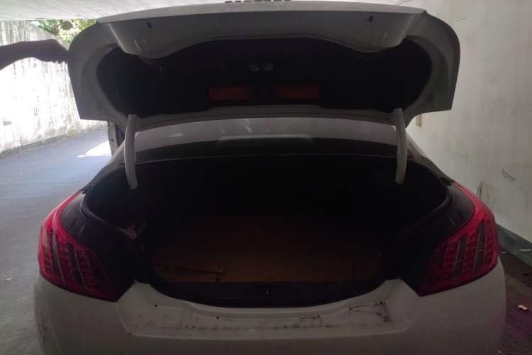 Used Peugeot 508 2013 2.0L 2nd Anniversary Edition Automatic Smart Enjoyment Version Trunk