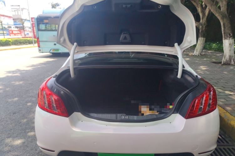 Used Peugeot 508 2013 2.0L 2nd Anniversary Edition with Automatic Sunroof – Classic Version Trunk