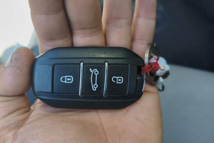 Used Peugeot 508 2013 2.3L Roland Garros Edition Vehicle Key
