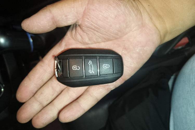Used Peugeot 508 2013 2.3L 2nd Anniversary Edition Automatic Flagship Model Vehicle Key