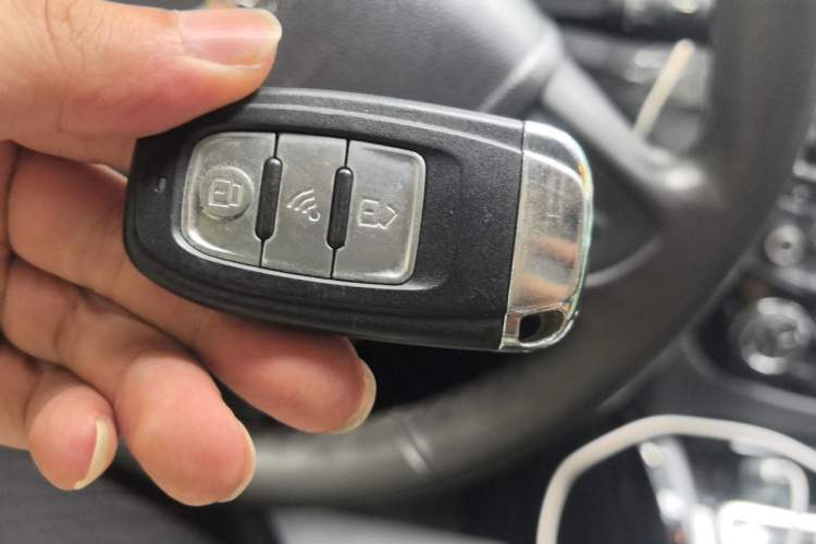 Used Peugeot 508 2013 2.0L 2nd Anniversary Edition Automatic Smart Enjoyment Version Vehicle Key