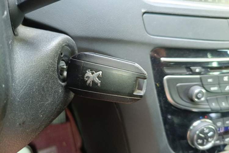 Used Peugeot 508 2013 2.0L 2nd Anniversary Edition Automatic Smart Enjoyment Version Vehicle Key