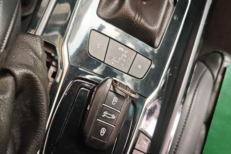 Used Peugeot 508 2013 2.3L 2nd Anniversary Edition Automatic Flagship Model Vehicle Key