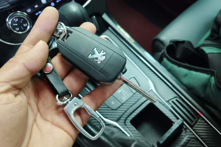 Used Peugeot 508 2013 2.0L 2nd Anniversary Edition Automatic Smart Enjoyment Version Vehicle Key