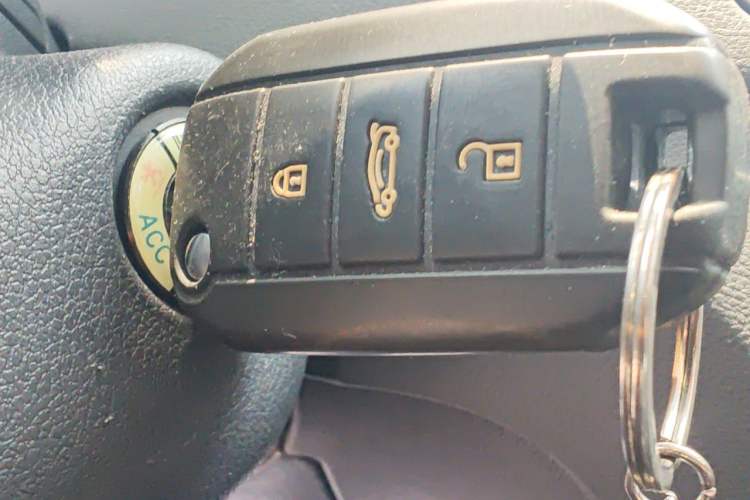 Used Peugeot 508 2013 2.0L 2nd Anniversary Edition Automatic Smart Enjoyment Version Vehicle Key