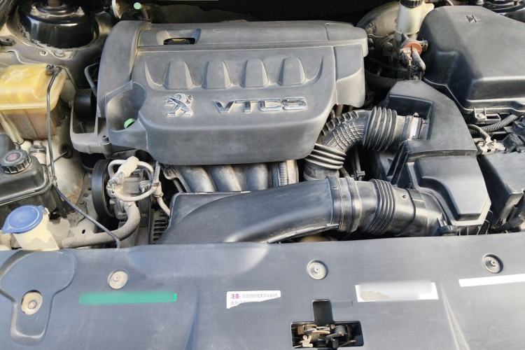 Used Peugeot 508 2014 2.3L Roland Garros Edition Engine Bay