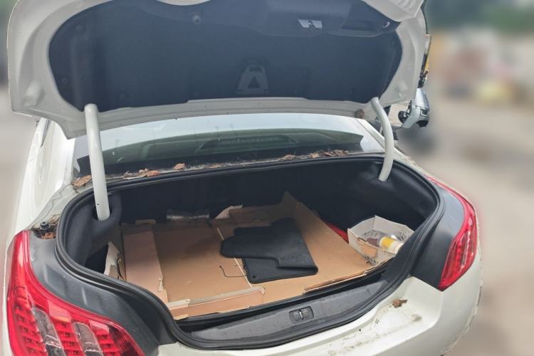 Used Peugeot 508 2014 2.3L Roland Garros Edition Trunk