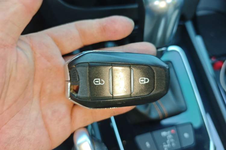 Used Peugeot 508 2014 2.3L Roland Garros Edition Vehicle Key