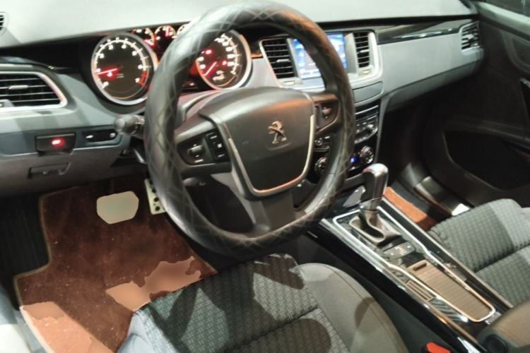 Used Peugeot 508 2015 1.6THP Automatic Zhiiyi Edition Center Console