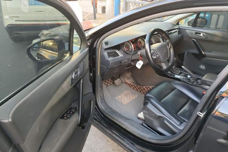 Used Peugeot 508 2015 2.0L Automatic Zhiyi Edition Driver Seat