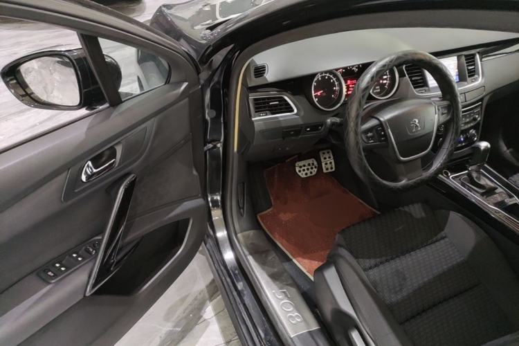 Used Peugeot 508 2015 1.6THP Automatic Zhiiyi Edition Driver Seat