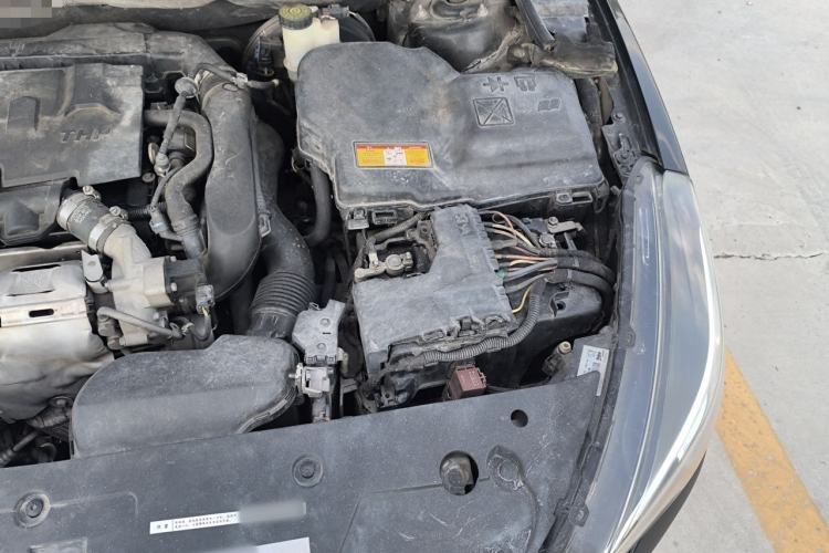 Used Peugeot 508 2015 1.6THP Automatic Zhiiyi Edition Engine Bay Left