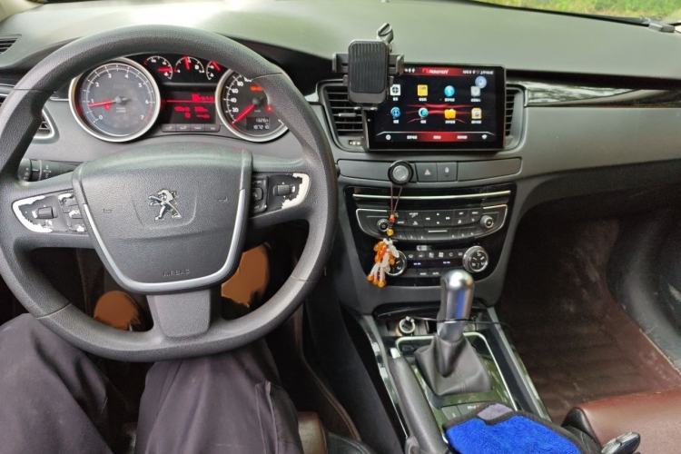 Used Peugeot 508 2015 2.0L Automatic Zhiyi Edition Interior 2