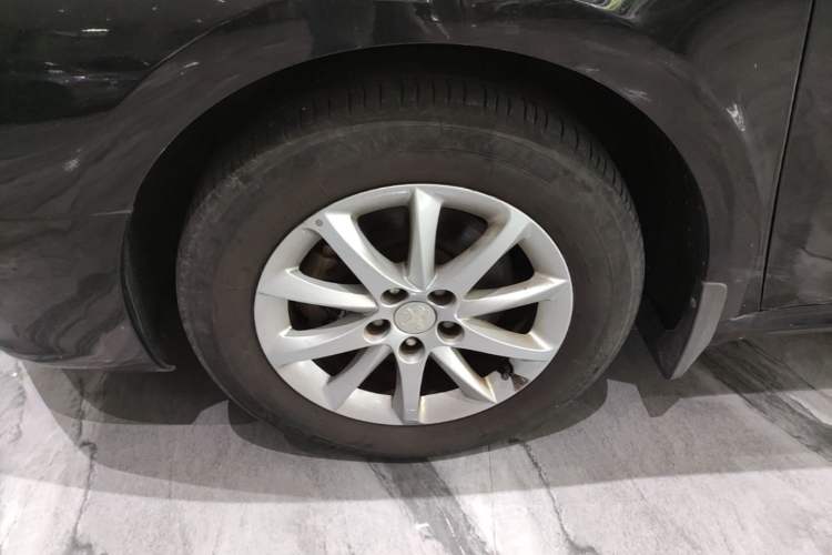 Used Peugeot 508 2015 1.6THP Automatic Zhiiyi Edition Left Front Wheel Hub