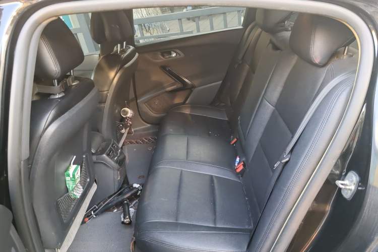 Used Peugeot 508 2015 2.0L Automatic Zhiyi Edition Left Rear Seat