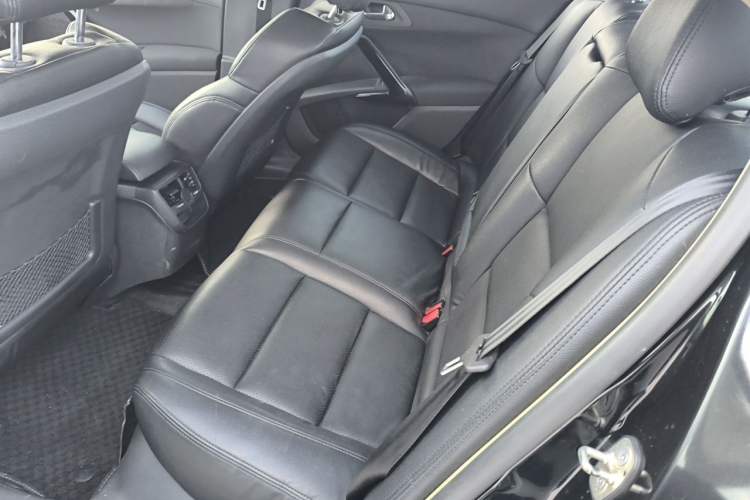 Used Peugeot 508 2015 1.6THP Automatic Zhiiyi Edition Left Rear Seat