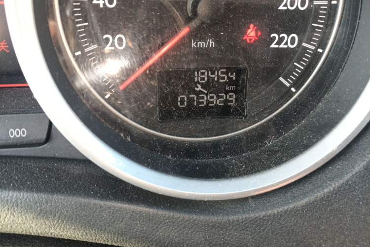 Used Peugeot 508 2015 1.6THP Automatic Zhiiyi Edition Odometer Close Up