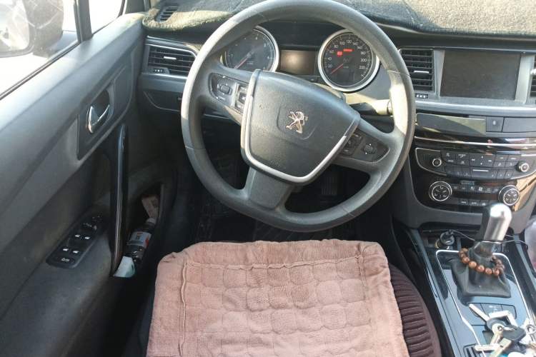 Used Peugeot 508 2015 1.6THP Automatic Zhiiyi Edition Steering Wheel