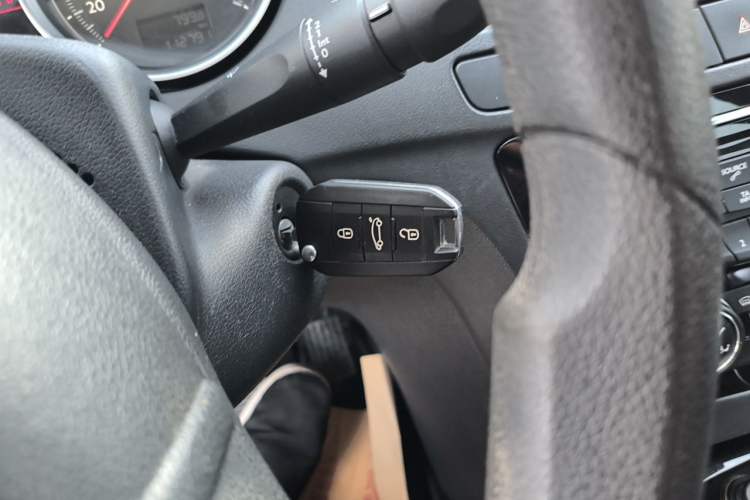 Used Peugeot 508 2015 1.6THP Automatic Zhiiyi Edition Vehicle Key