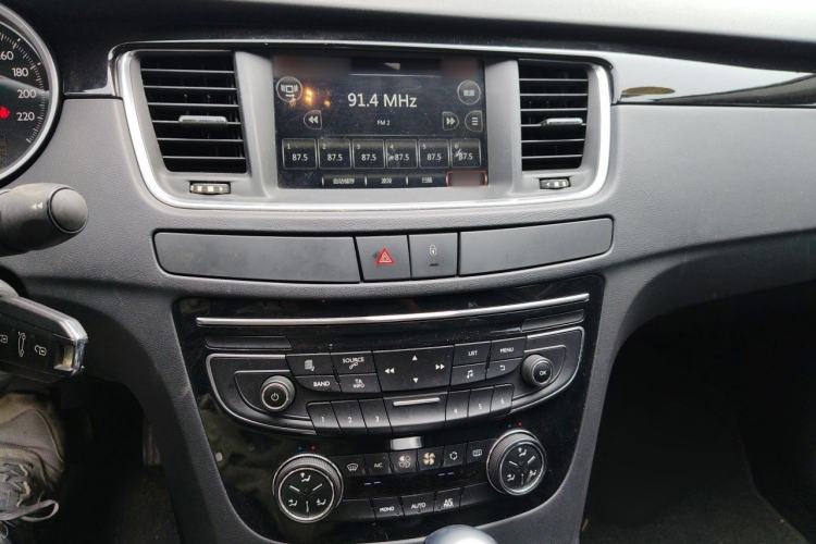 Used Peugeot 508 2015 1.6THP Automatic Zhiiyi Edition Audio And AC Panel