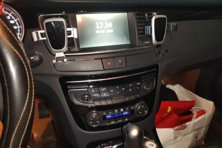 Used Peugeot 508 2015 1.6THP Automatic Prestige Edition Audio And AC Panel
