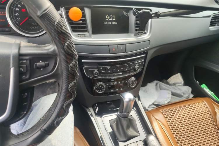 Used Peugeot 508 2015 1.6THP Automatic Prestige Edition Audio And AC Panel