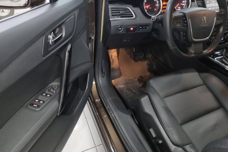 Used Peugeot 508 2015 1.6THP Automatic Prestige Edition Driver Seat