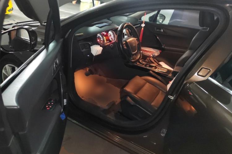 Used Peugeot 508 2015 1.6THP Automatic Prestige Edition Driver Seat