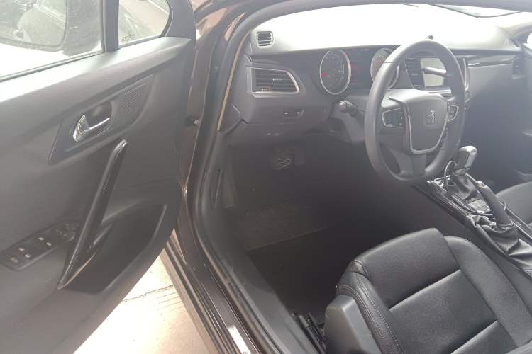 Used Peugeot 508 2015 2.0L Automatic Zhiyi Edition Driver Seat