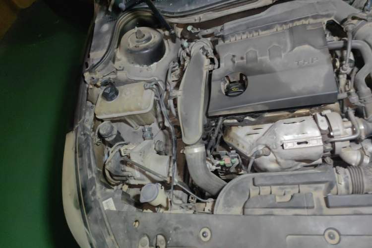 Used Peugeot 508 2015 1.8THP Automatic Prestige Edition Engine Bay Right