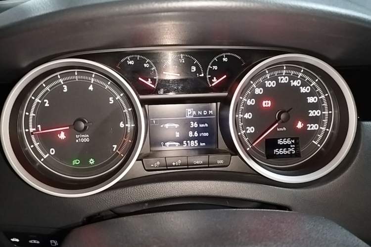 Used Peugeot 508 2015 1.6THP Automatic Prestige Edition Instrument Cluster