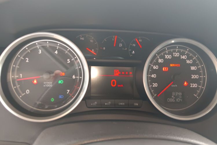 Used Peugeot 508 2015 2.0L Automatic Zhiyi Edition Instrument Cluster