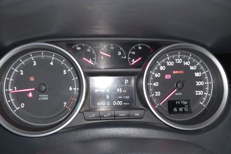 Used Peugeot 508 2015 1.8THP Automatic Prestige Edition Instrument Cluster