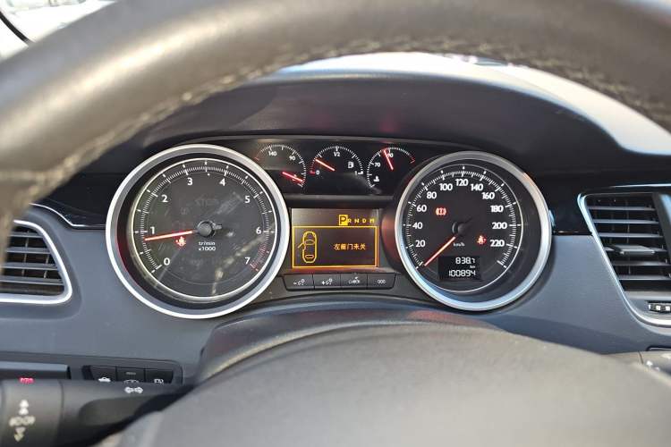 Used Peugeot 508 2015 1.6THP Automatic Prestige Edition Instrument Cluster