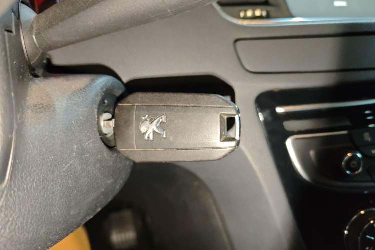 Used Peugeot 508 2015 1.6THP Automatic Prestige Edition Interior 1