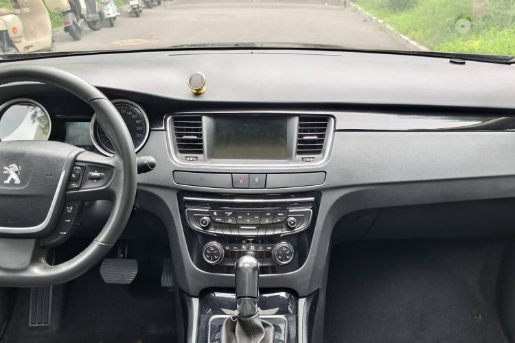 Used Peugeot 508 2015 1.6THP Automatic Prestige Edition Interior 2