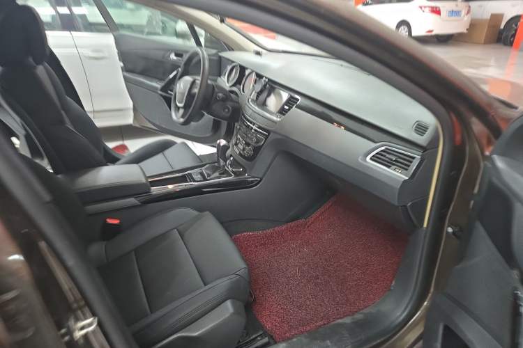 Used Peugeot 508 2015 1.6THP Automatic Zhiiyi Edition Interior 3
