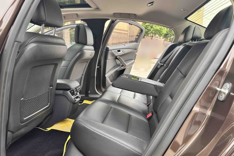 Used Peugeot 508 2015 1.8THP Automatic Flagship Edition Interior 4