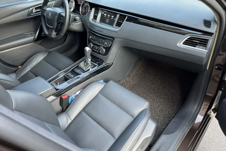 Used Peugeot 508 2015 1.8THP Automatic Prestige Edition Interior 7
