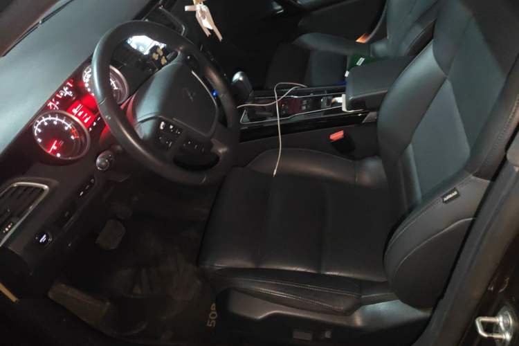 Used Peugeot 508 2015 1.6THP Automatic Prestige Edition Left Front Seat