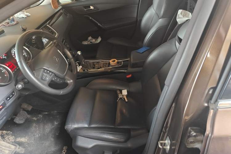 Used Peugeot 508 2015 1.6THP Automatic Prestige Edition Left Front Seat