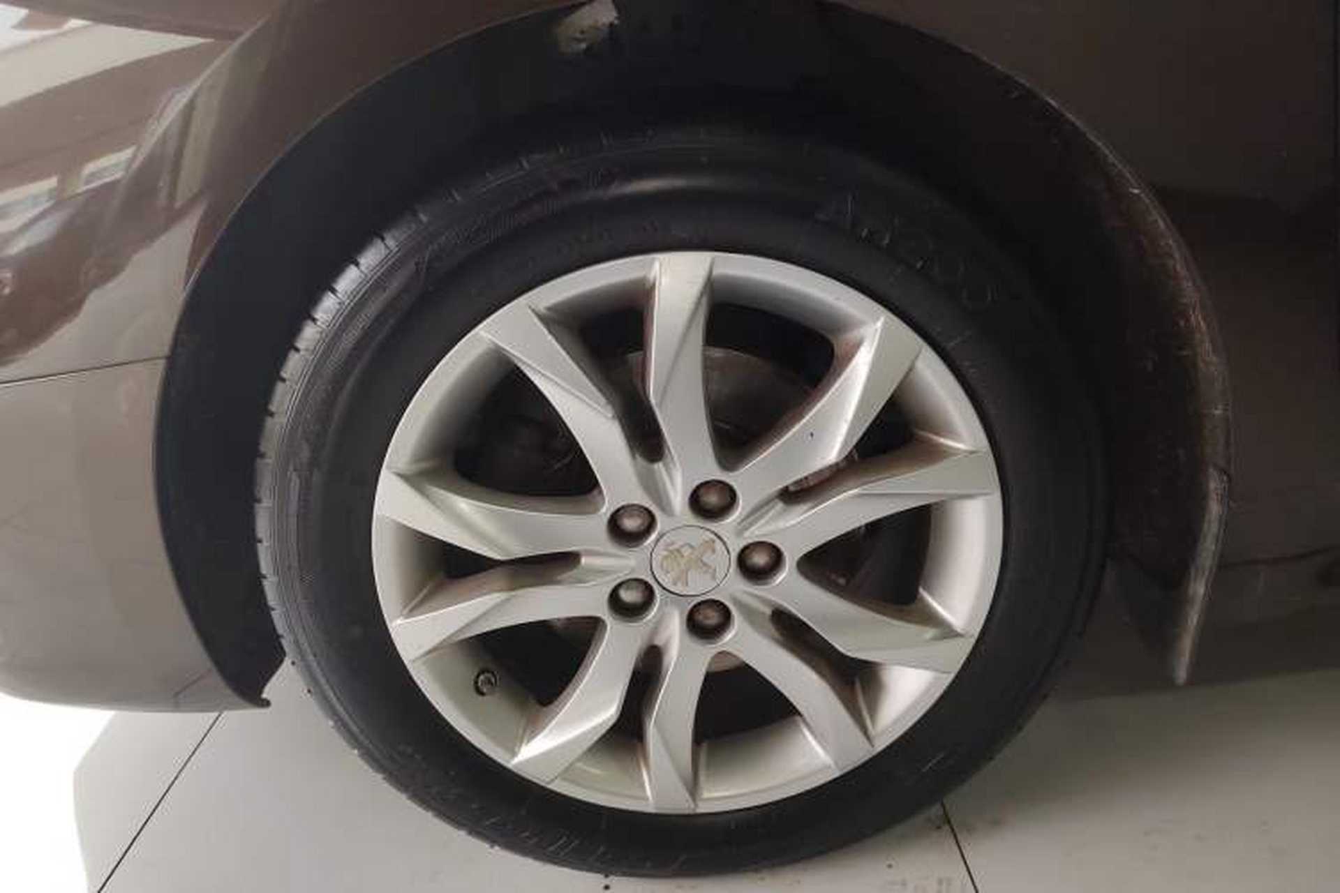 Used Peugeot 508 2015 1.6THP Automatic Prestige Edition Left Front Wheel Hub