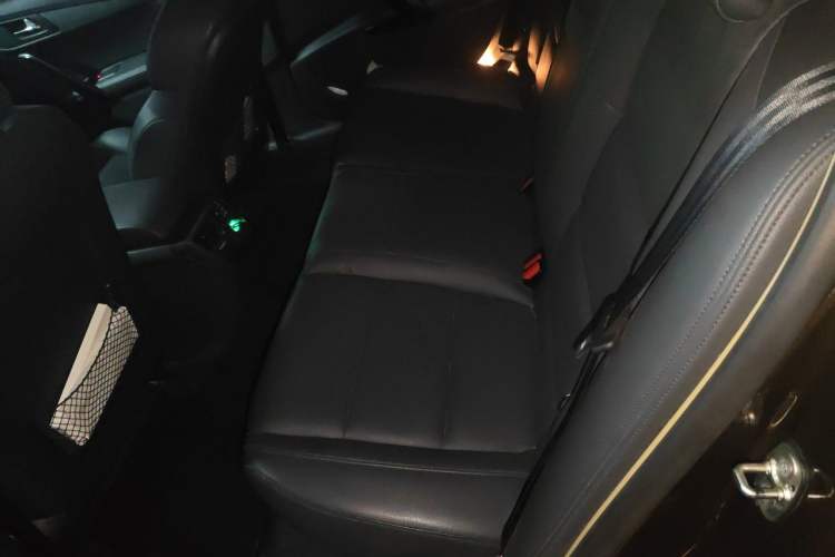 Used Peugeot 508 2015 1.6THP Automatic Prestige Edition Left Rear Seat