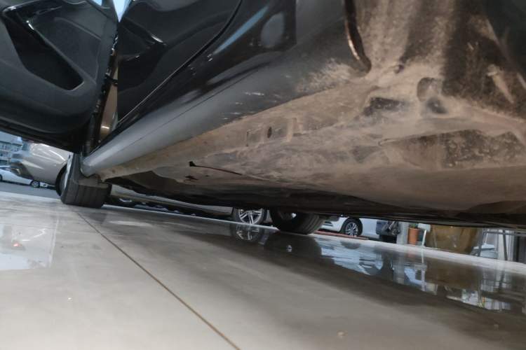 Used Peugeot 508 2015 1.6THP Automatic Prestige Edition Left Side Sill