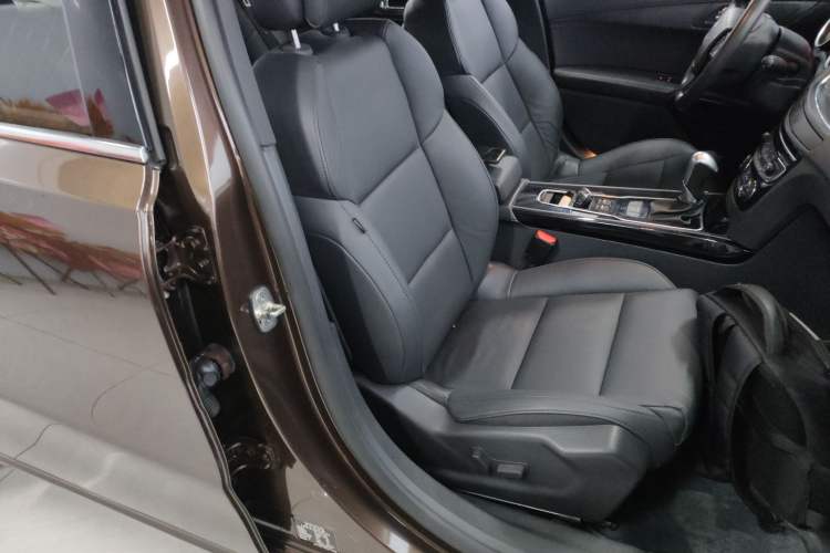 Used Peugeot 508 2015 1.6THP Automatic Prestige Edition Right Front Seat