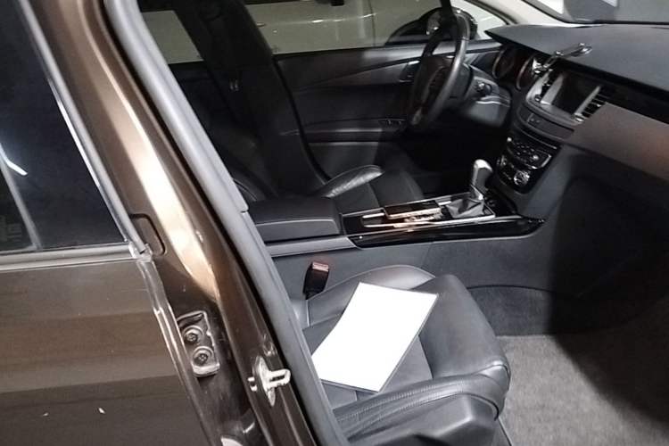 Used Peugeot 508 2015 1.6THP Automatic Prestige Edition Right Front Seat
