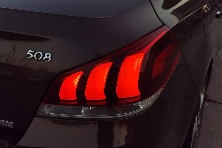 Used Peugeot 508 2015 1.8THP Automatic Flagship Edition Right Rear Taillight