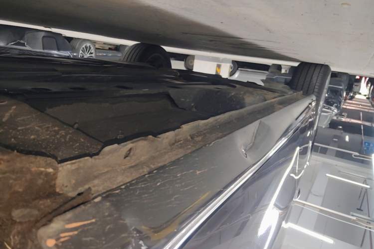 Used Peugeot 508 2015 1.8THP Automatic Flagship Edition Right Side Sill